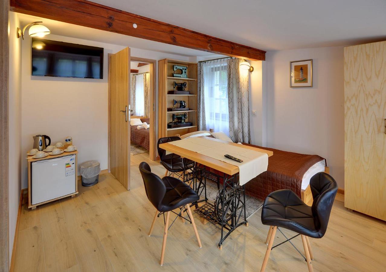 Dom Krawca - Pod Chojnikiem Apartment Jelenia Gora Luaran gambar
