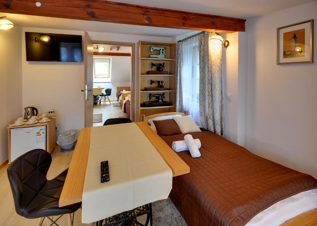 Dom Krawca - Pod Chojnikiem Apartment Jelenia Gora Luaran gambar