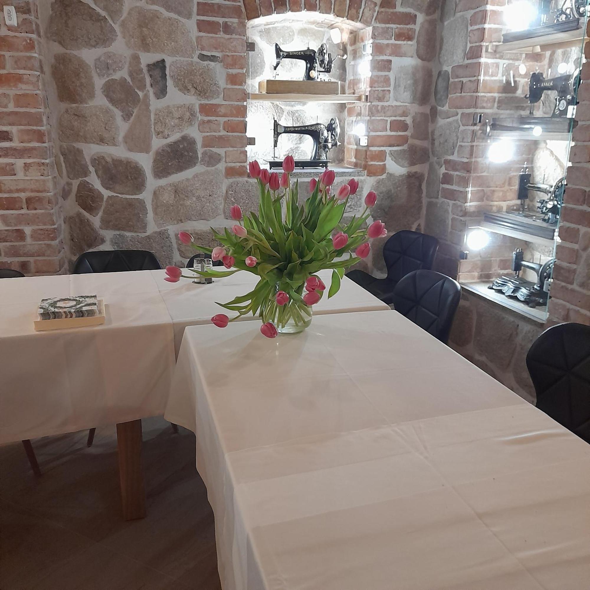 Dom Krawca - Pod Chojnikiem Apartment Jelenia Gora Luaran gambar